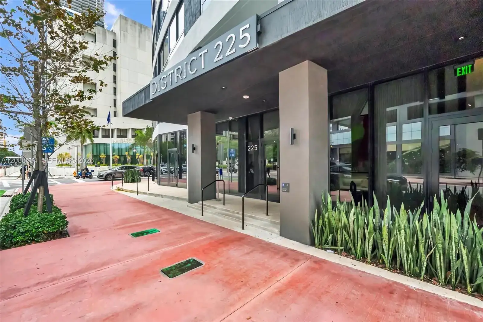 225 N Miami Ave # 2208, Miami FL 33128 photo 3