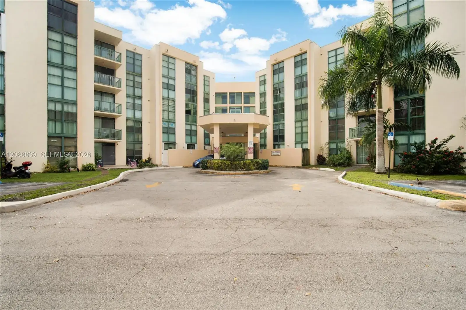 2075 SW 122nd Ave # 130, Miami FL 33175