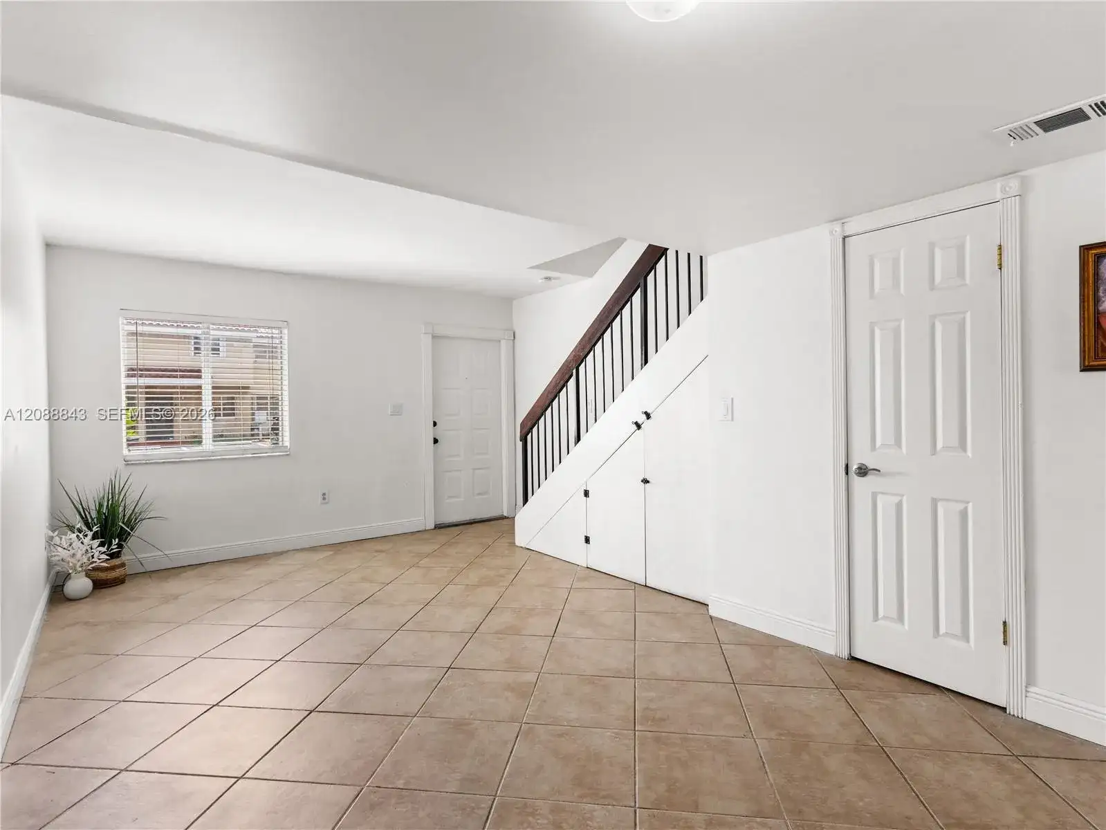 560 NW 82nd Pl # 306, Miami FL 33126 photo 2
