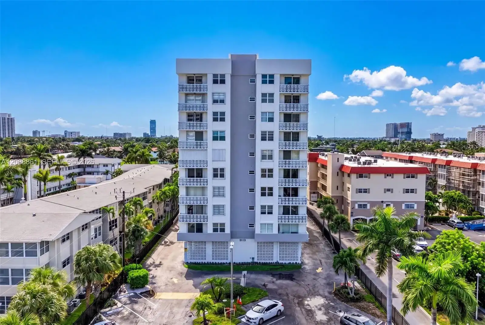 3113 S Ocean Dr # 510, Hallandale Beach FL 33009 photo 3