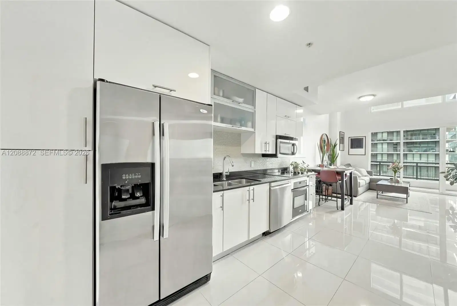 60 SW 13th St # 3204, Miami FL 33130 photo 2