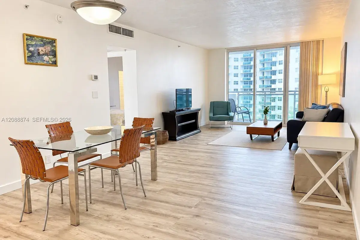 3000 S Ocean Dr # 1006, Hollywood FL 33019