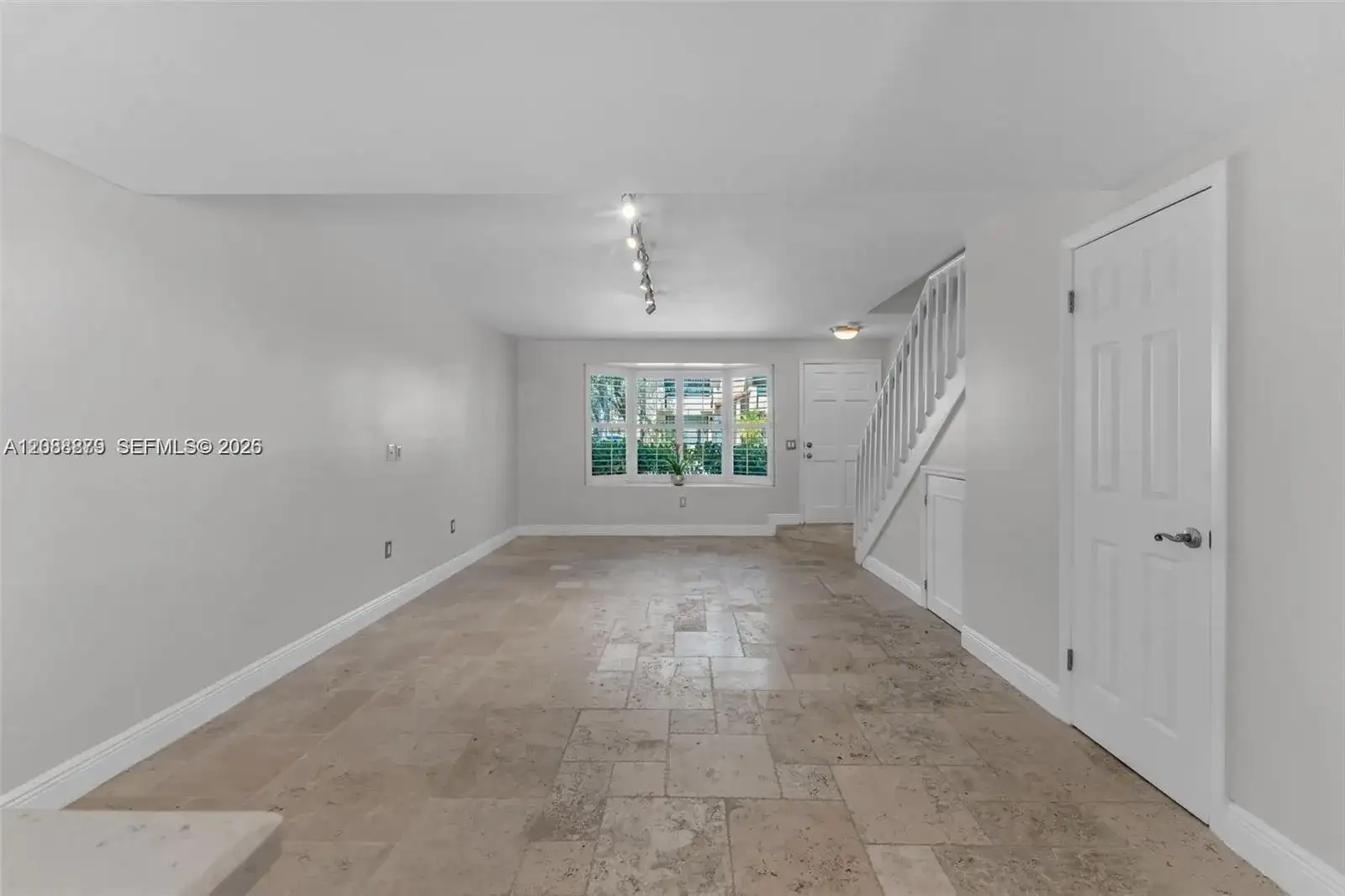 7871 SW 102nd Ln, Miami FL 33156 photo 5