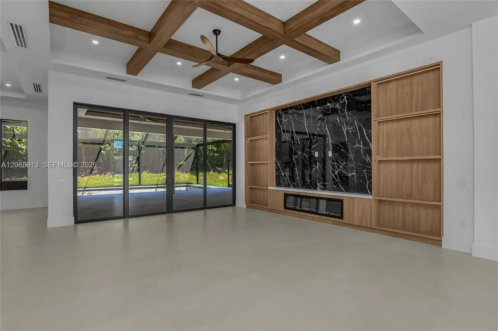 14318 charthouse, Naples FL 34114 photo 2