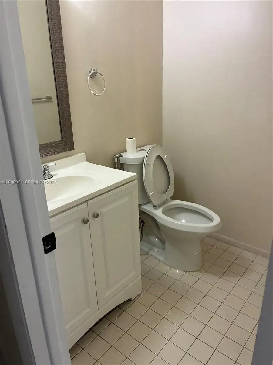 8325 SW 72nd Ave # 305C, Miami FL 33143 photo 3