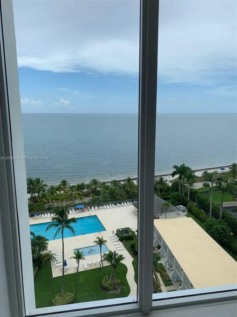 881 Ocean Dr # 12C, Key Biscayne FL 33149 photo 5