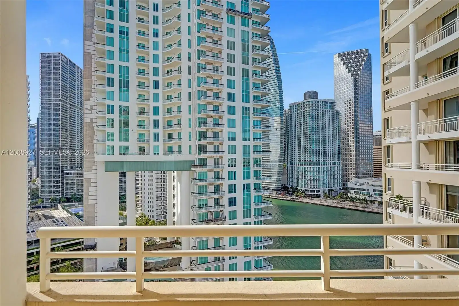 888 Brickell Key Dr # 1901, Miami FL 33131 photo 3