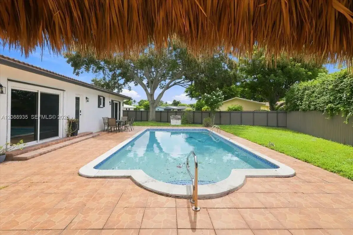 10120 SW 128th St, Miami FL 33176 photo 2