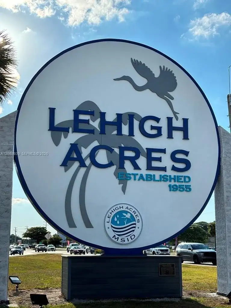 1905 Ney Ct., Lehigh Acres FL 33972 photo 3