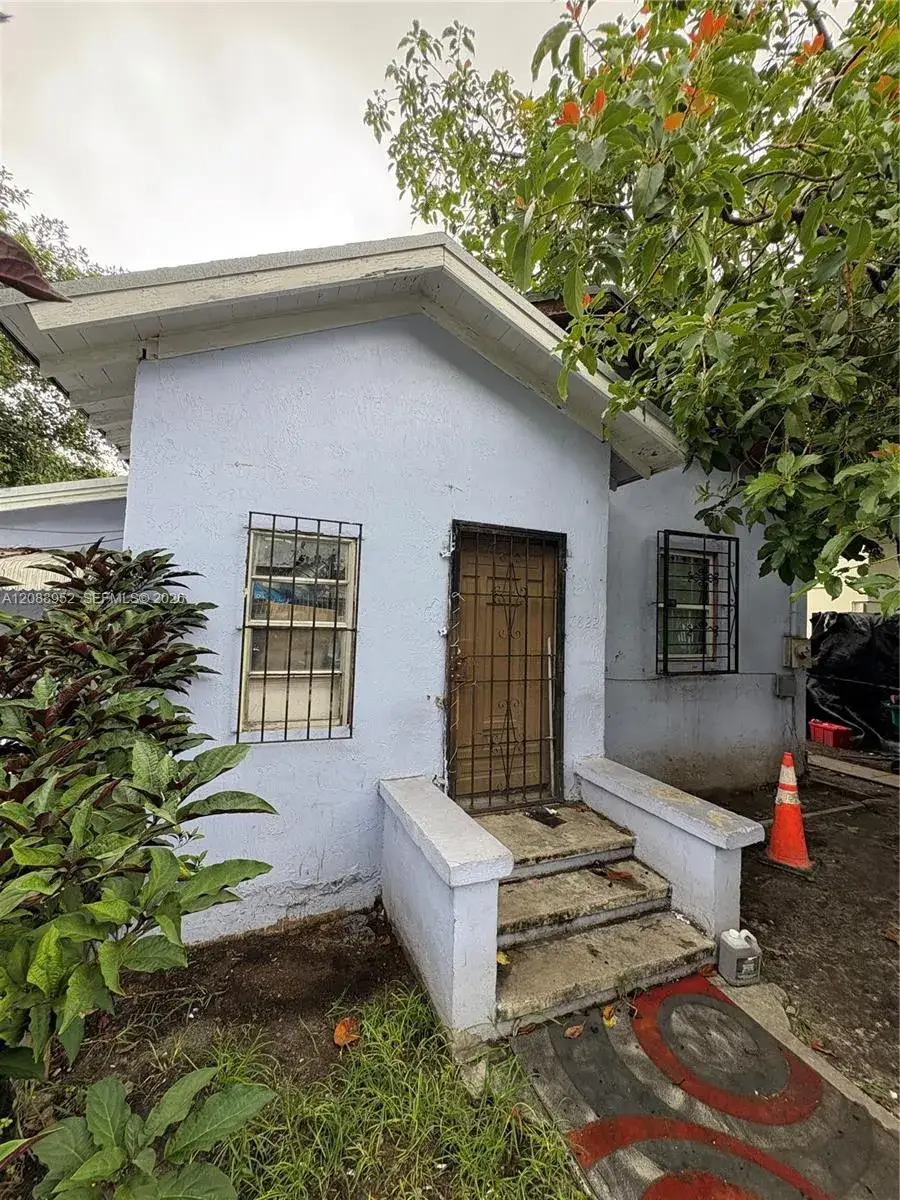 7822 NE Miami Ct, Miami FL 33138