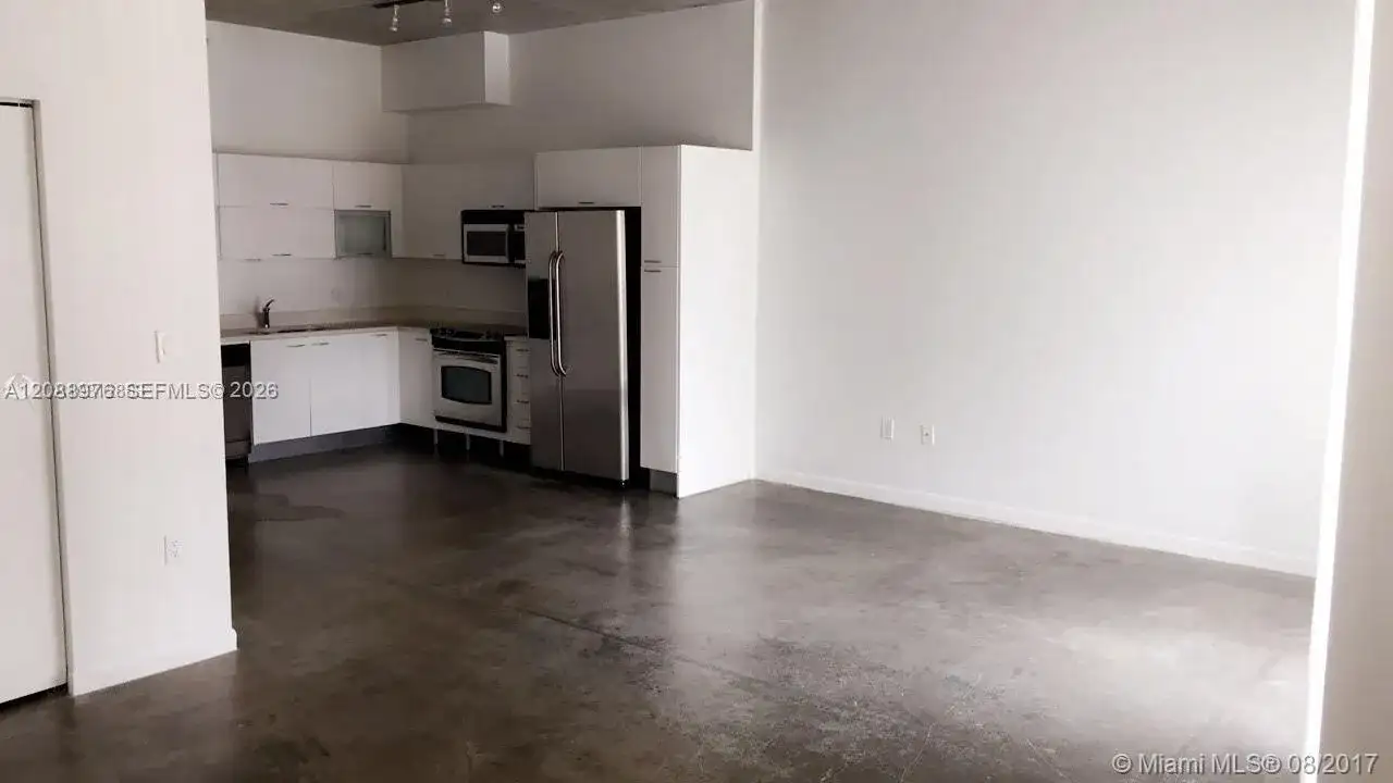 133 NE 2nd Ave # 1404, Miami FL 33132 photo 2
