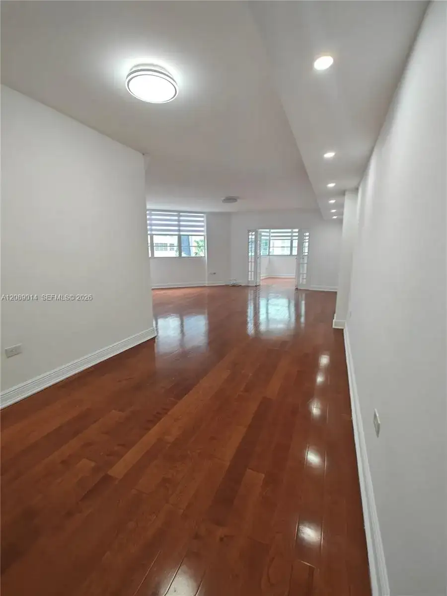 825 Brickell Bay Dr # 651, Miami FL 33131 photo 3