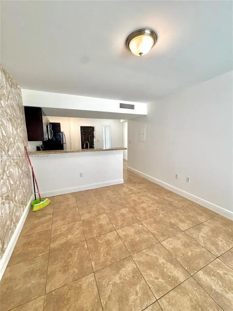 1968 NW 4th Ct # 323, Miami FL 33136 photo 3