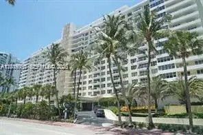 5600 Collins Ave # 8P, Miami Beach FL 33140 photo 2