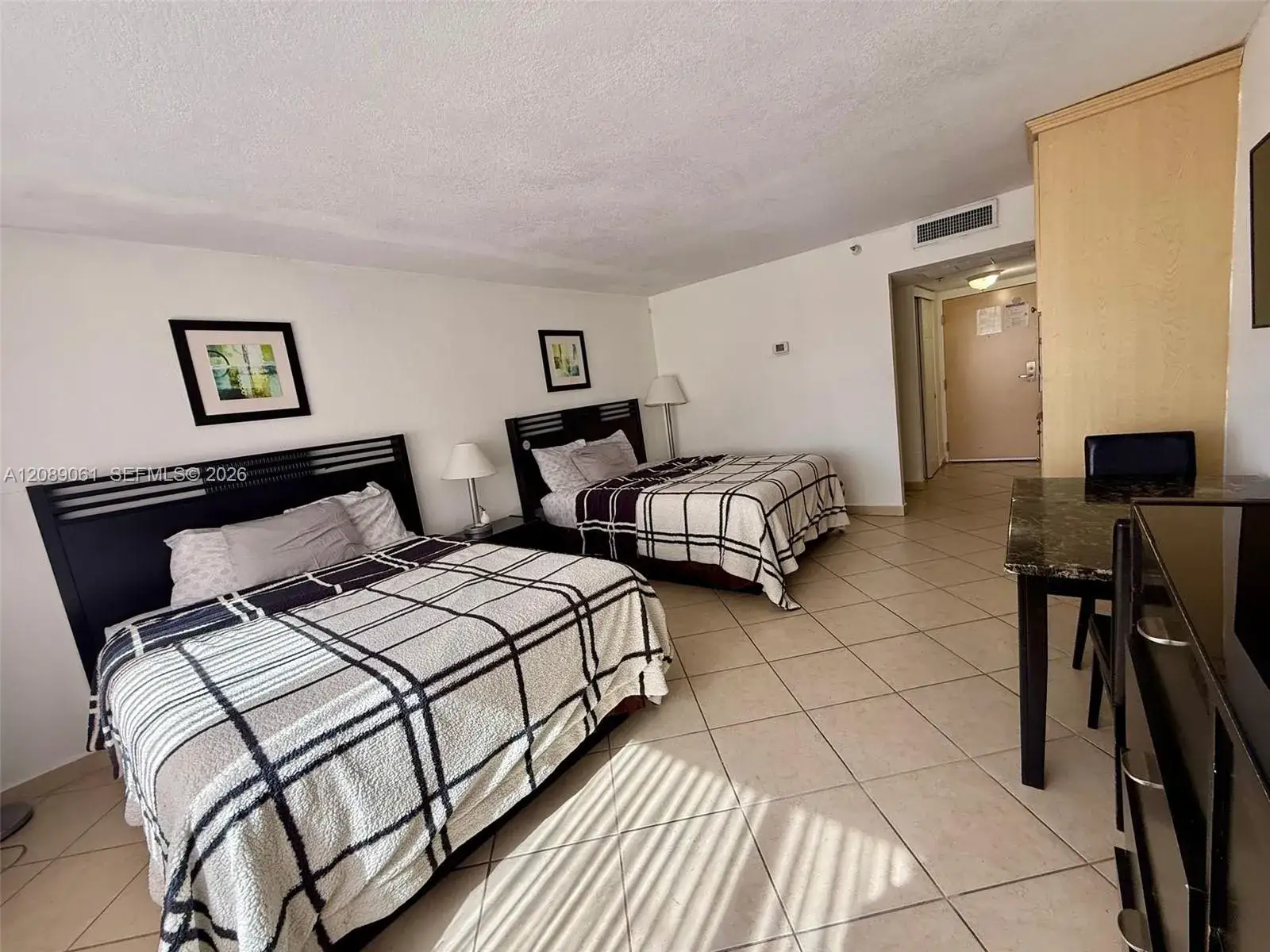 19201 Collins Ave # 241, Sunny Isles Beach FL 33160