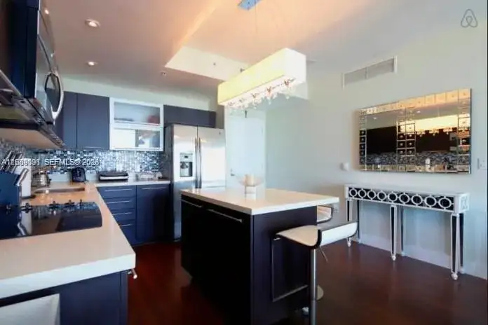 90 SW 3rd St # 3807, Miami FL 33130 photo 3