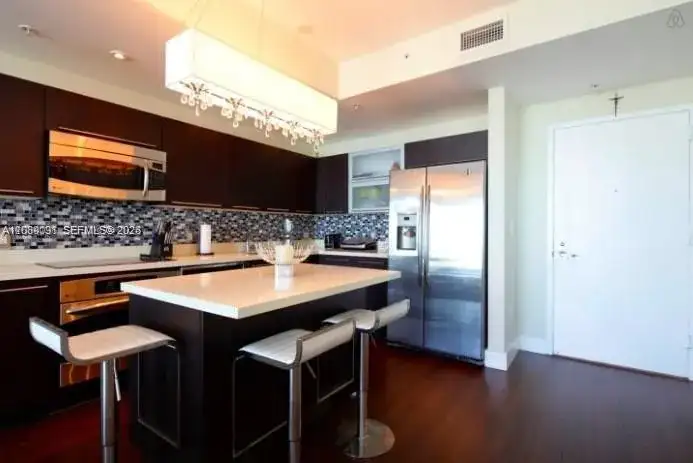 90 SW 3rd St # 3807, Miami FL 33130 photo 4