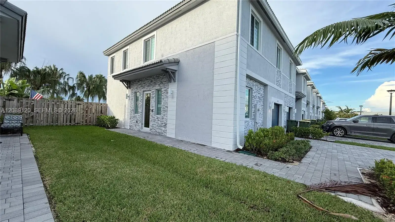 679 SE 13th St Cir, Homestead FL 33034 photo 4