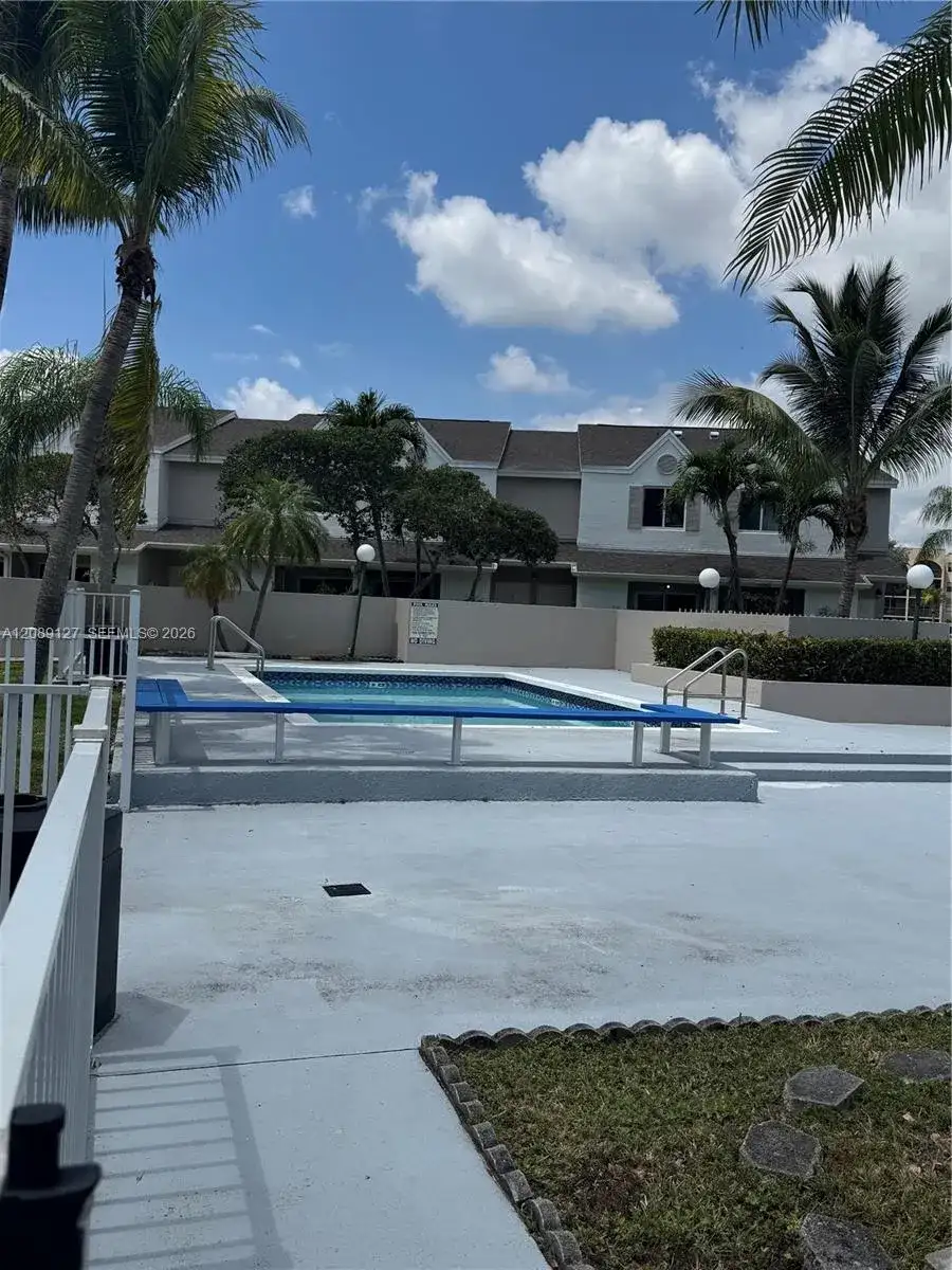 17440 NW 67th Ct # 15, Hialeah FL 33015 photo 3