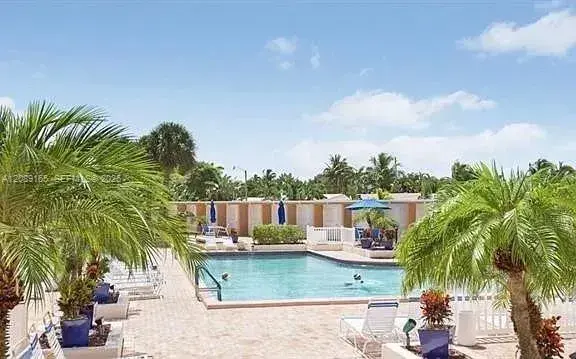 2200 NE 66th St # 1401, Fort Lauderdale FL 33308