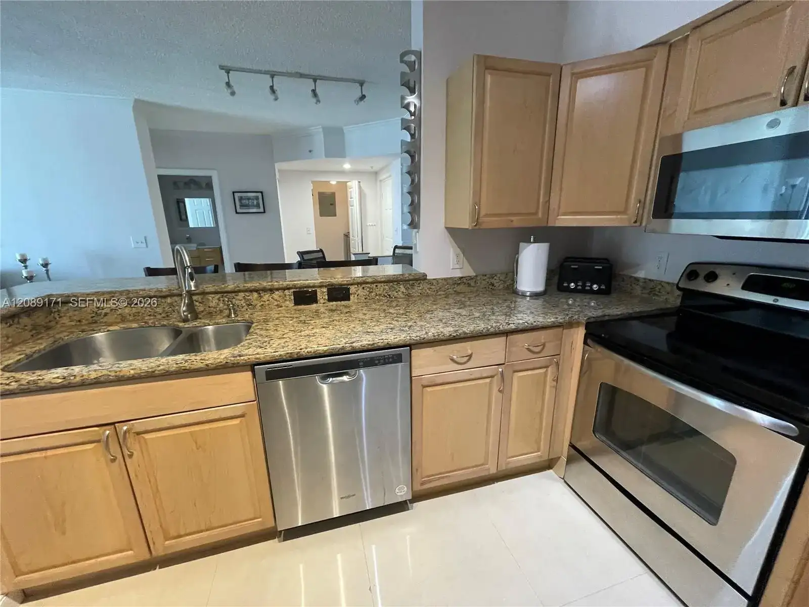 17100 N Bay Rd # 1816, Sunny Isles Beach FL 33160 photo 5