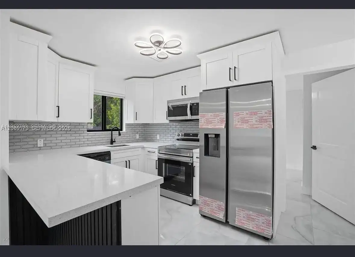 1411 NW 40th St # 1, Miami FL 33142 photo 3