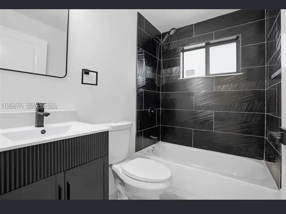 1411 NW 40th St # 1, Miami FL 33142 photo 5