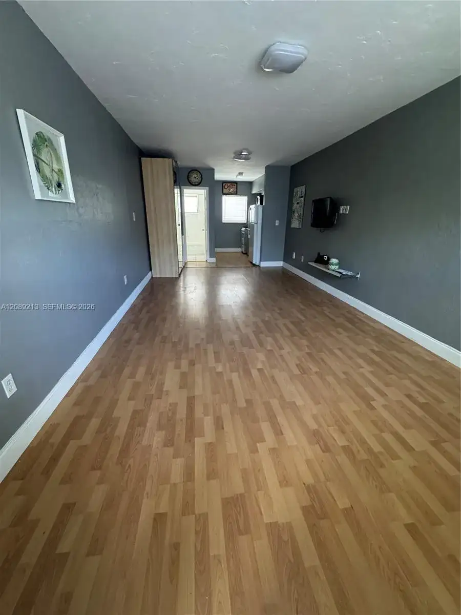 1611 West Ave # 10, Miami Beach FL 33139 photo 2