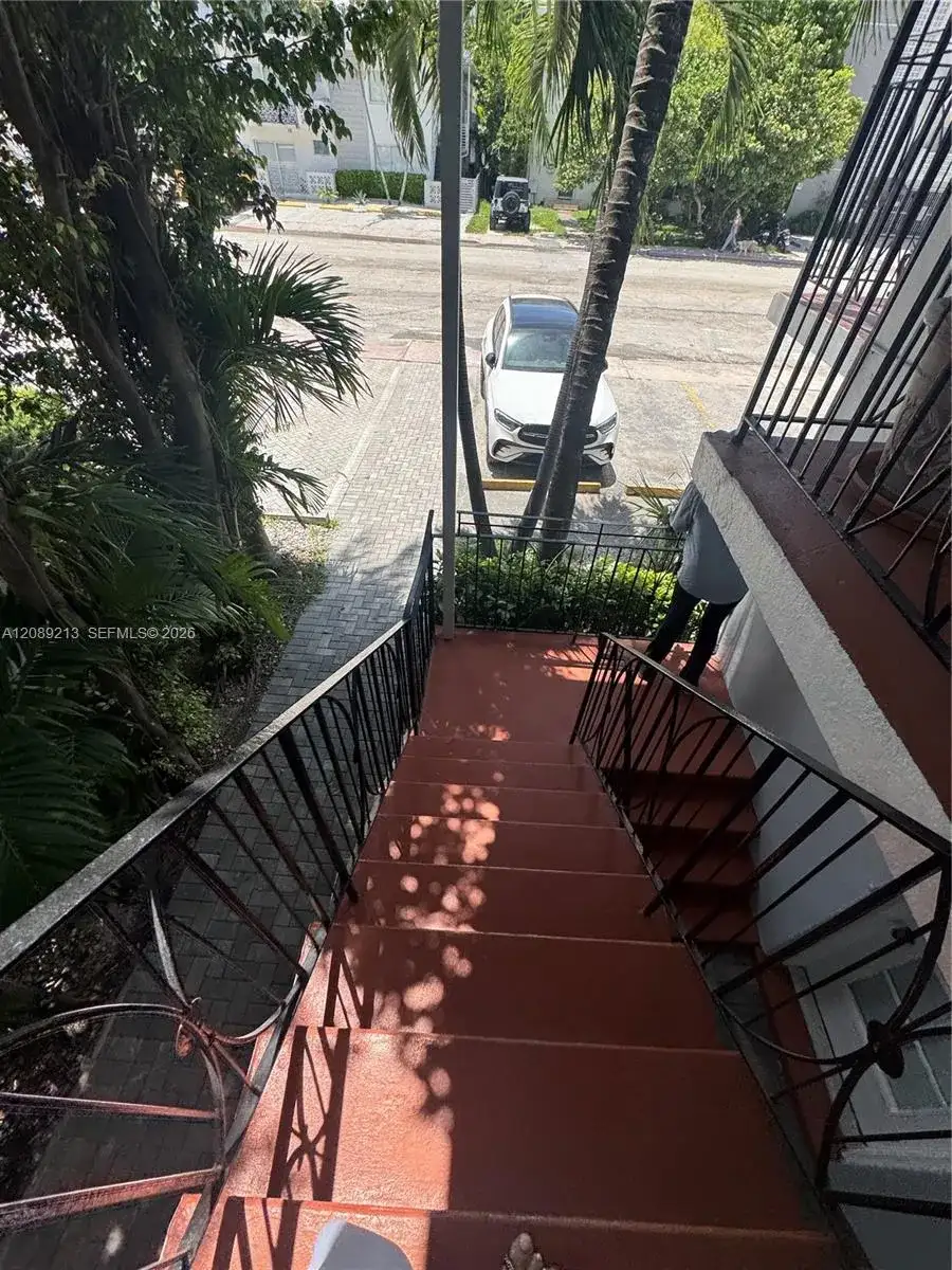 1611 West Ave # 10, Miami Beach FL 33139 photo 4