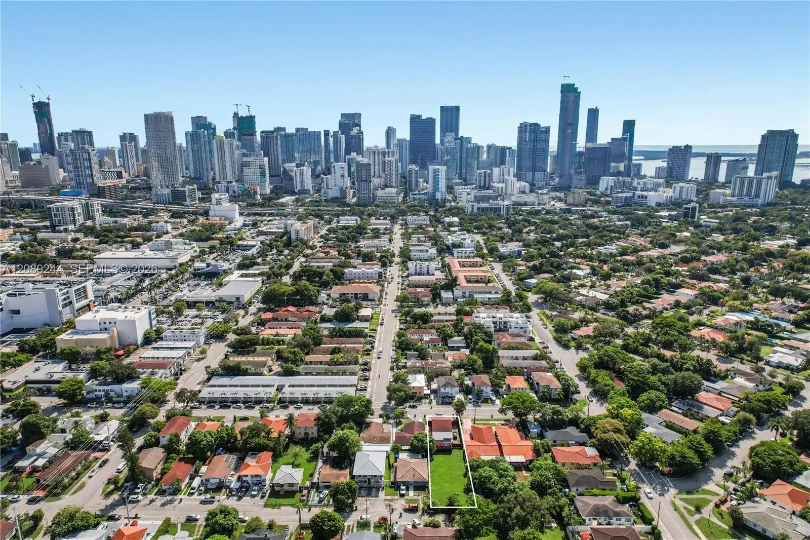 1010 SW 8th Ave, Miami FL 33130