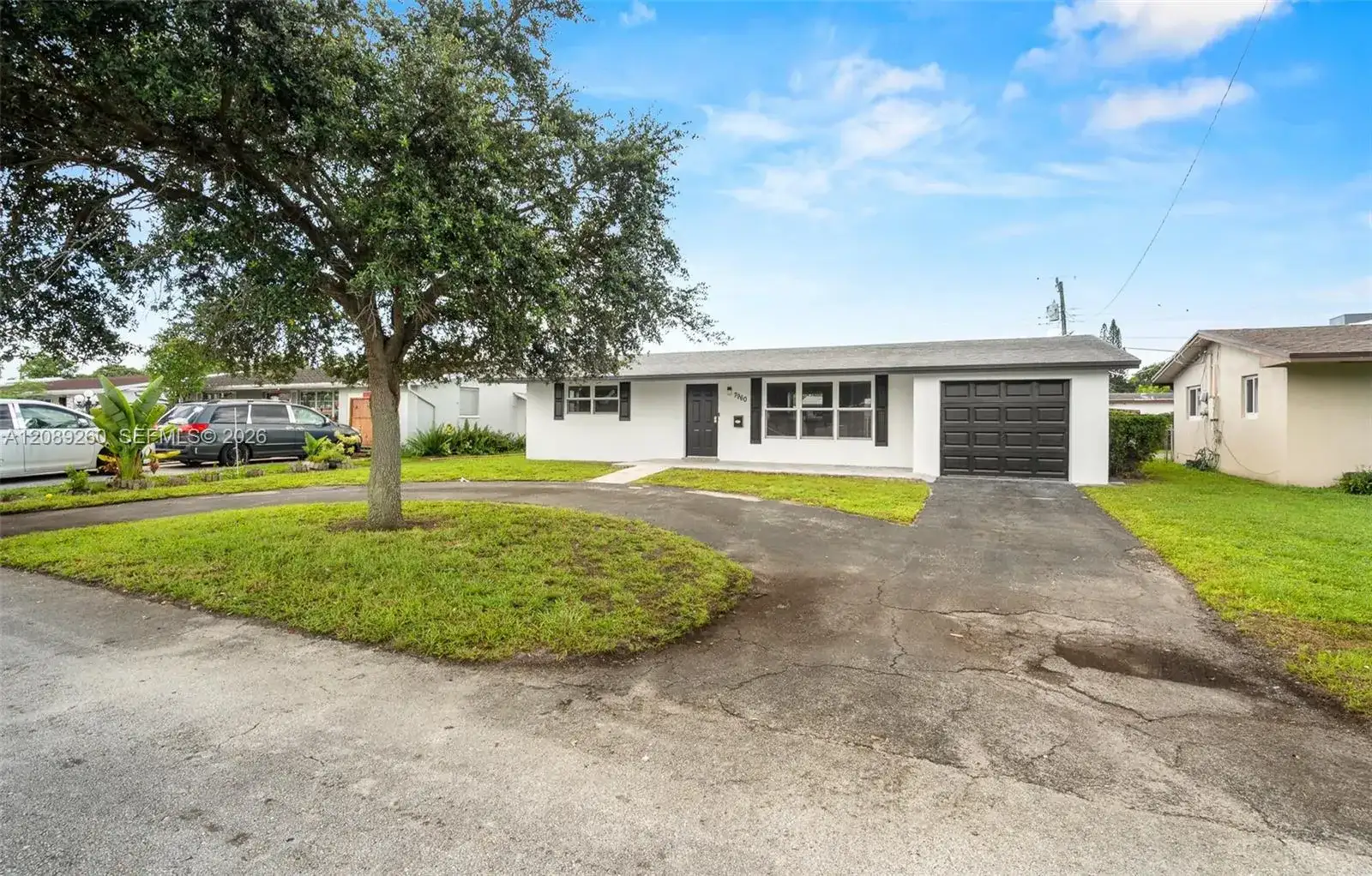 7960 Shalimar St, Miramar FL 33023 photo 2