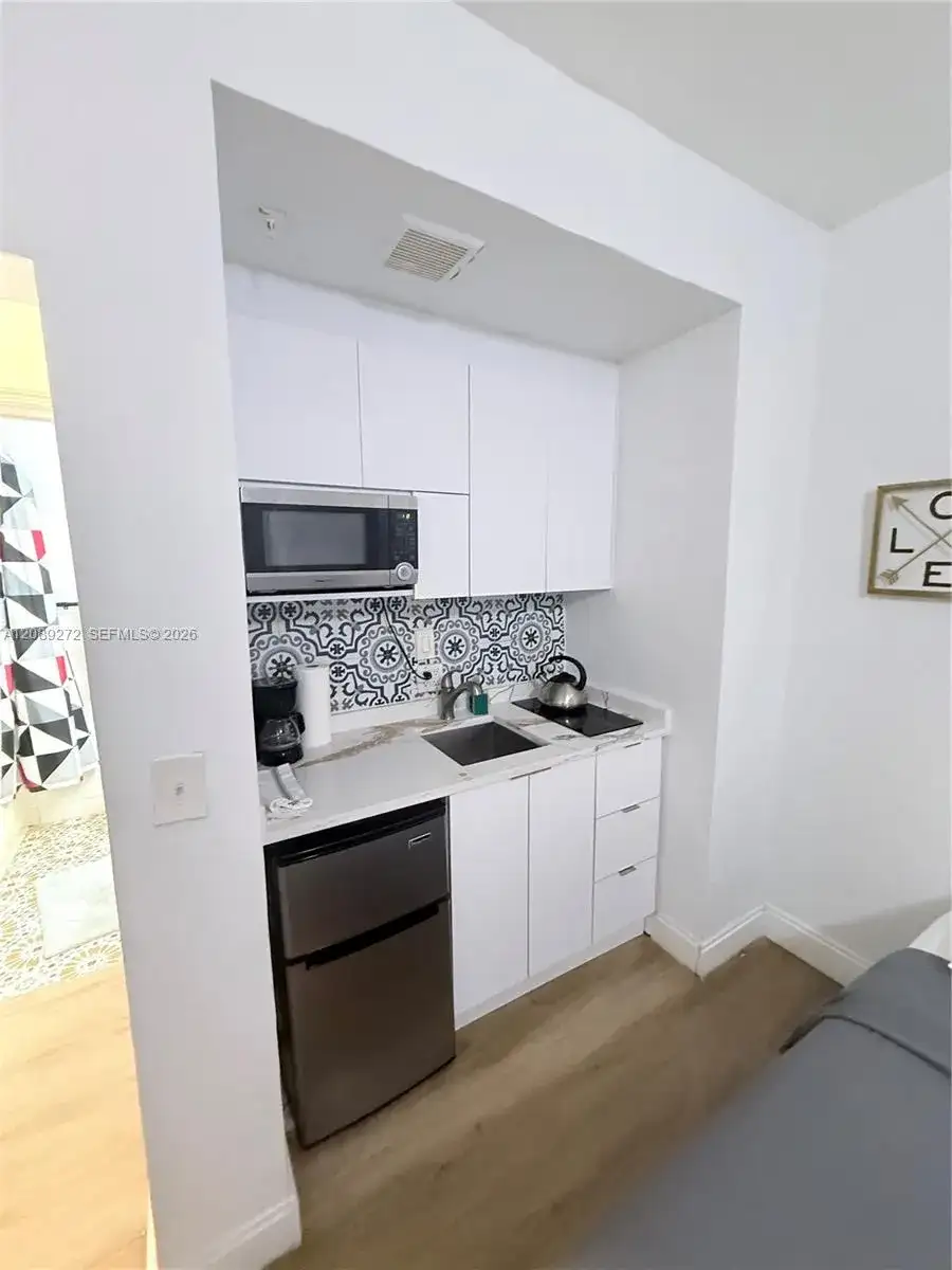 3801 Indian Creek Dr # 105, Miami Beach FL 33140 photo 3