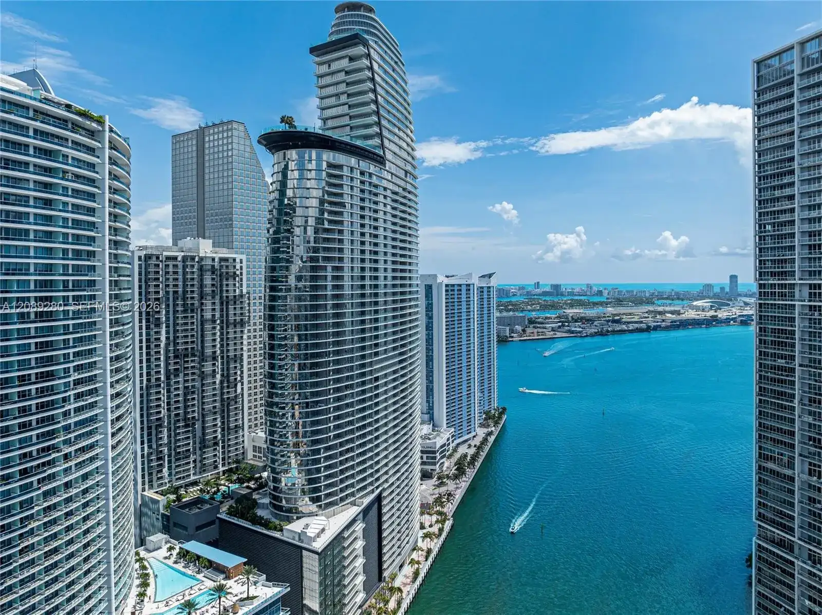 300 Biscayne Boulevard Way # 2009W, Miami FL 33131 photo 5