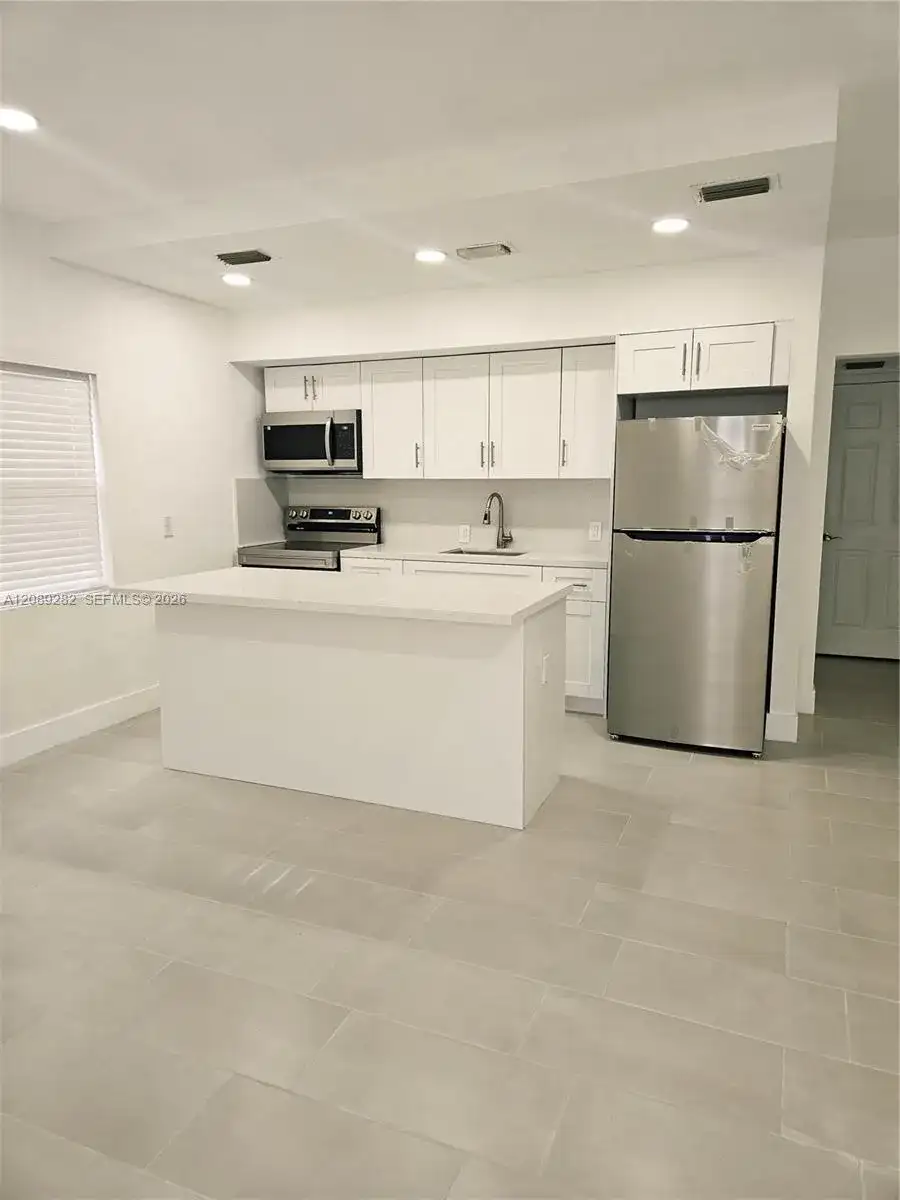 2756 NW 46th St # 101, Miami FL 33142 photo 5