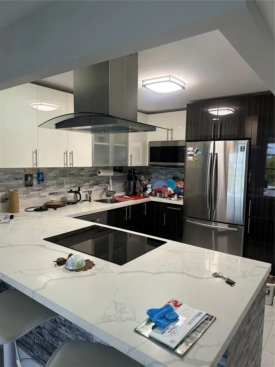 600 Parkview Dr # 627, Hallandale Beach FL 33009 photo 5