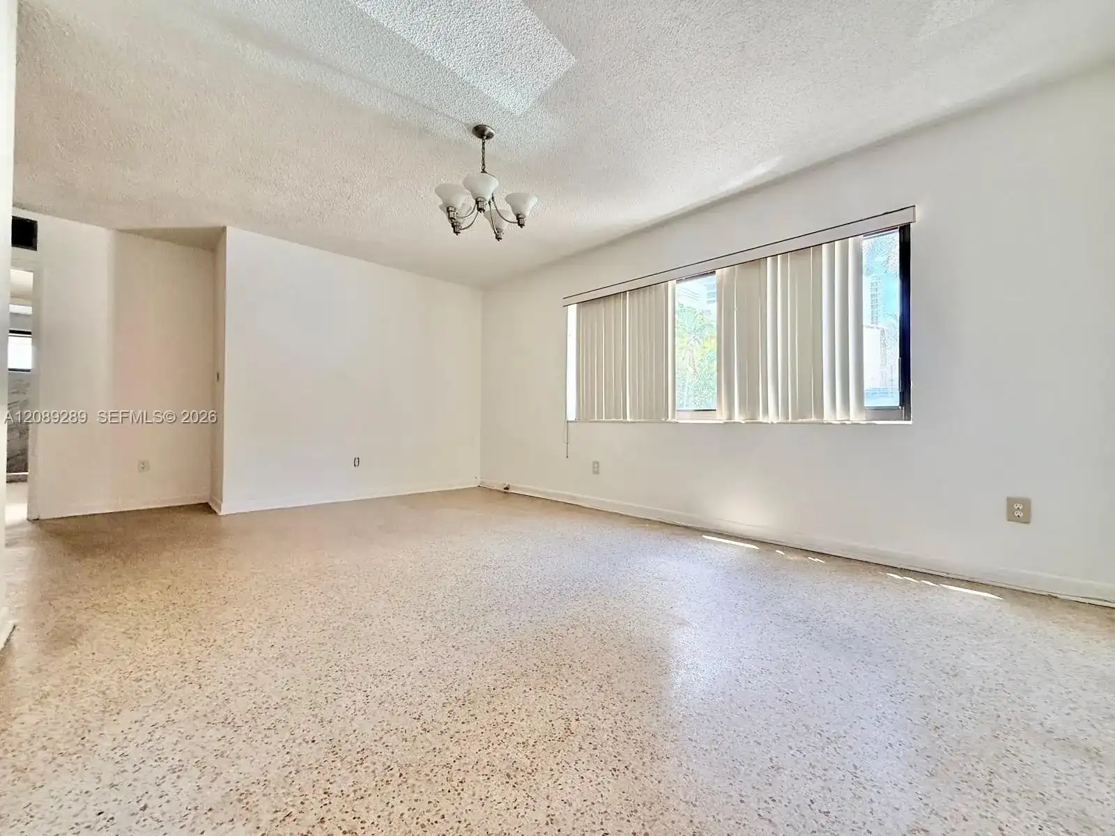 609 Lenox Ave # 1, Miami Beach FL 33139