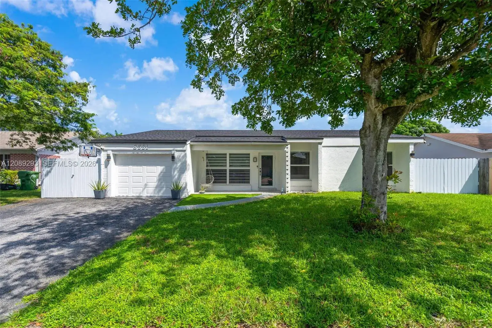 8531 NW 8th St, Pembroke Pines FL 33024