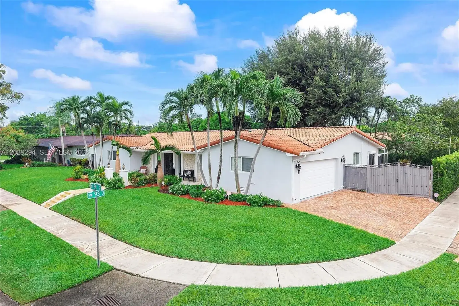 9355 SW 91st St, Miami FL 33176 photo 4