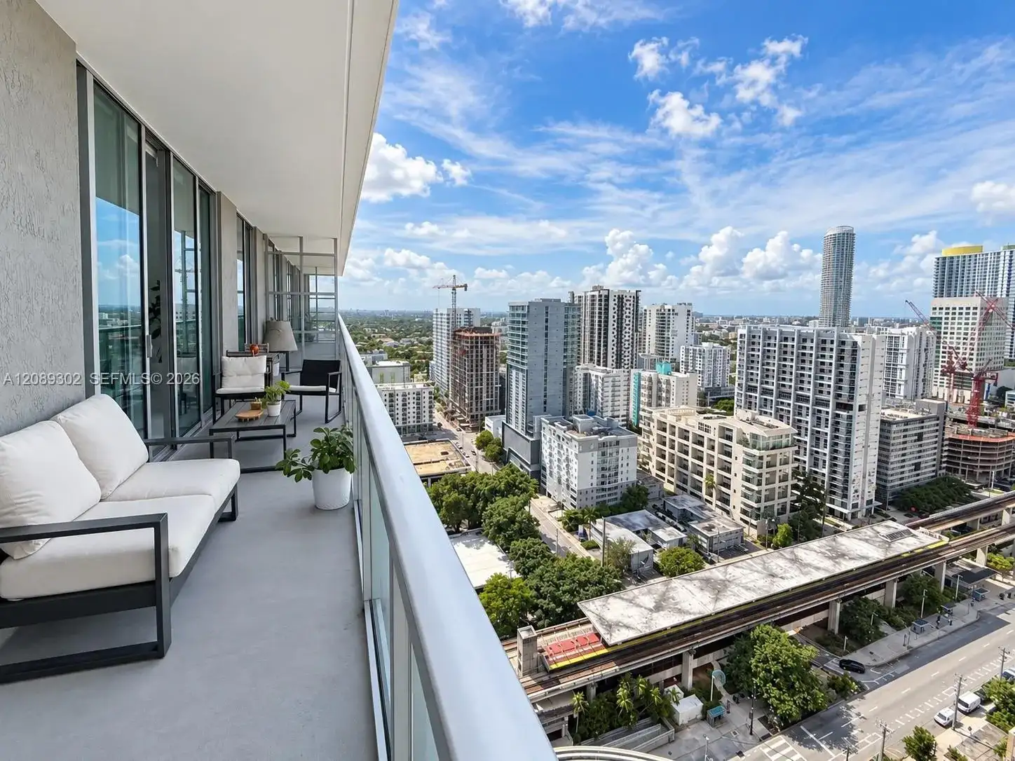 79 SW 12 ST # 2910, Miami FL 33130 photo 2