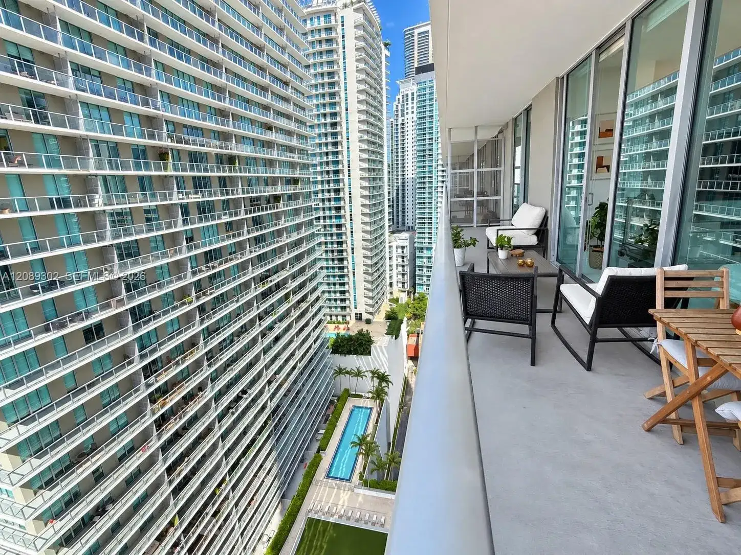79 SW 12 ST # 2910, Miami FL 33130 photo 3