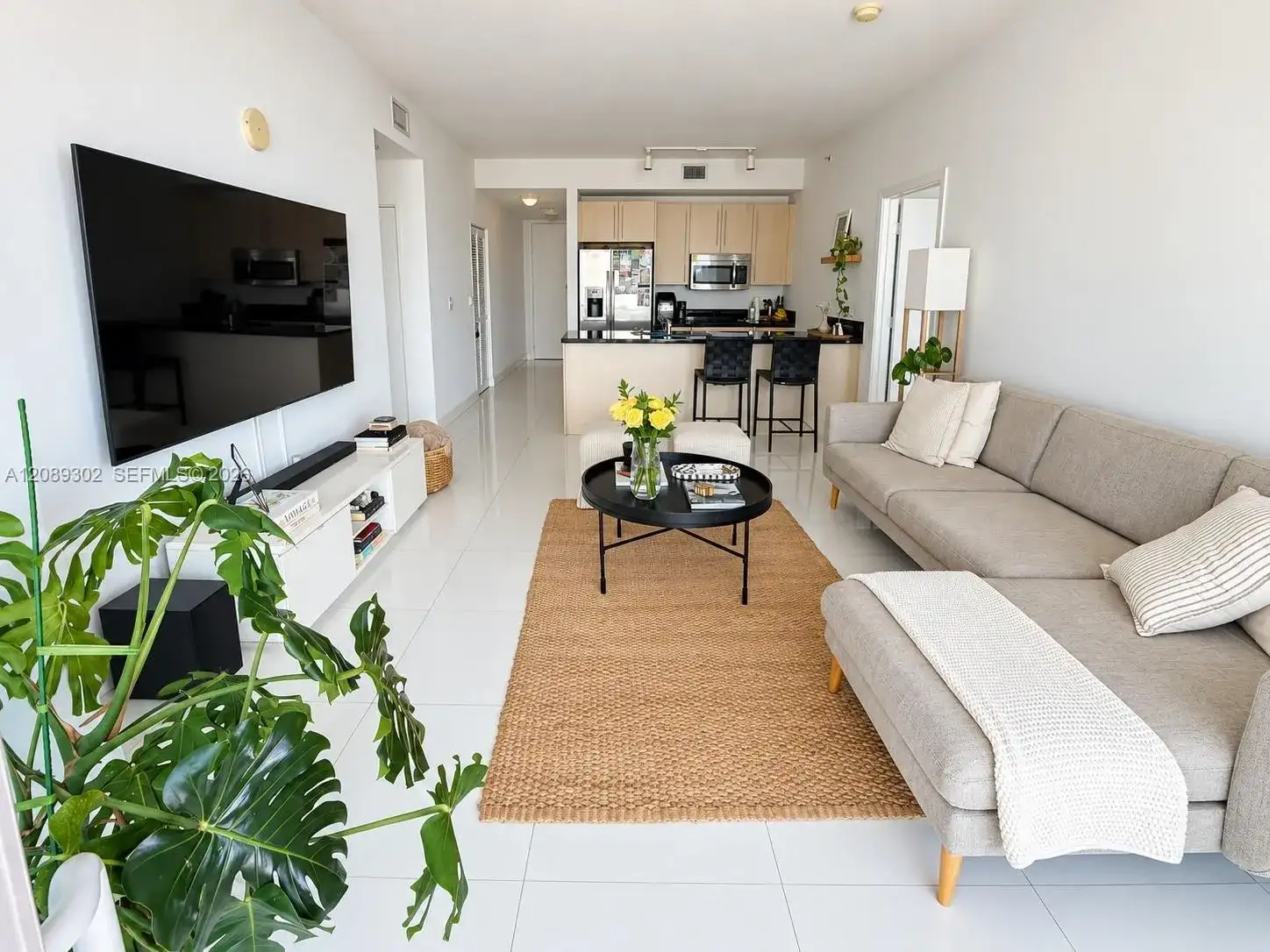 79 SW 12 ST # 2910, Miami FL 33130 photo 4