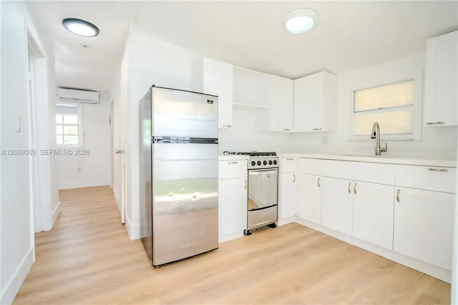 27 SW 55th Ave Rd # R, Miami FL 33134 photo 2