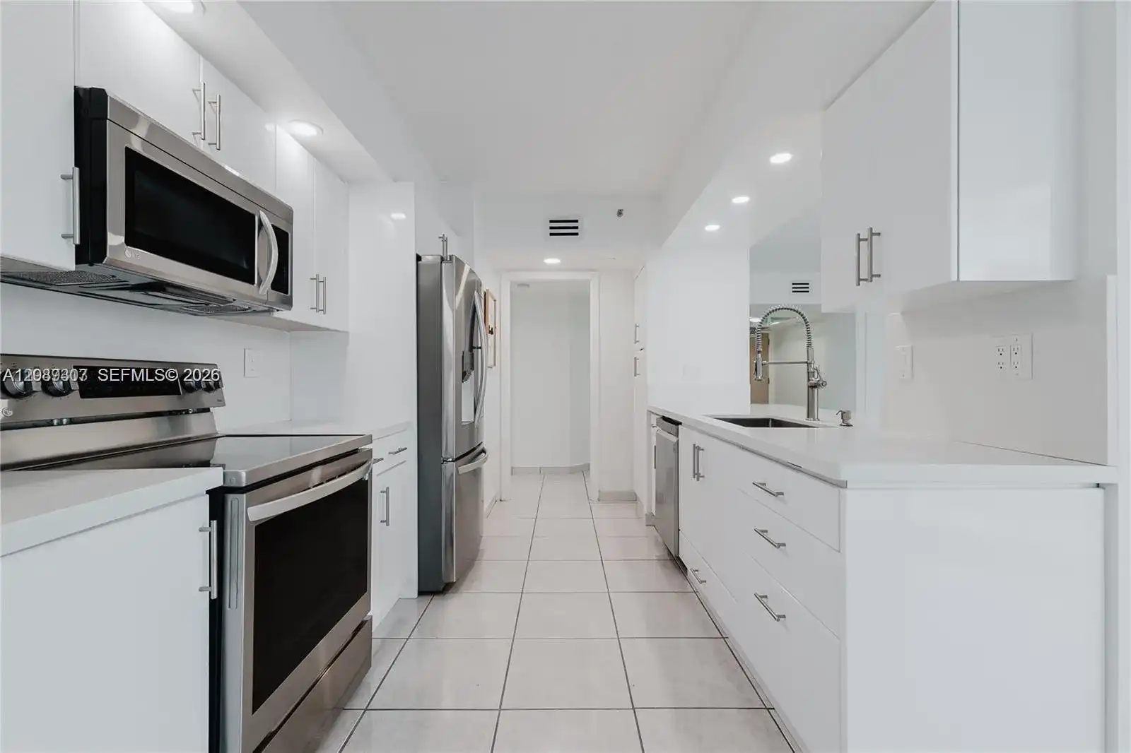 16485 Collins Ave # 338, Sunny Isles Beach FL 33160