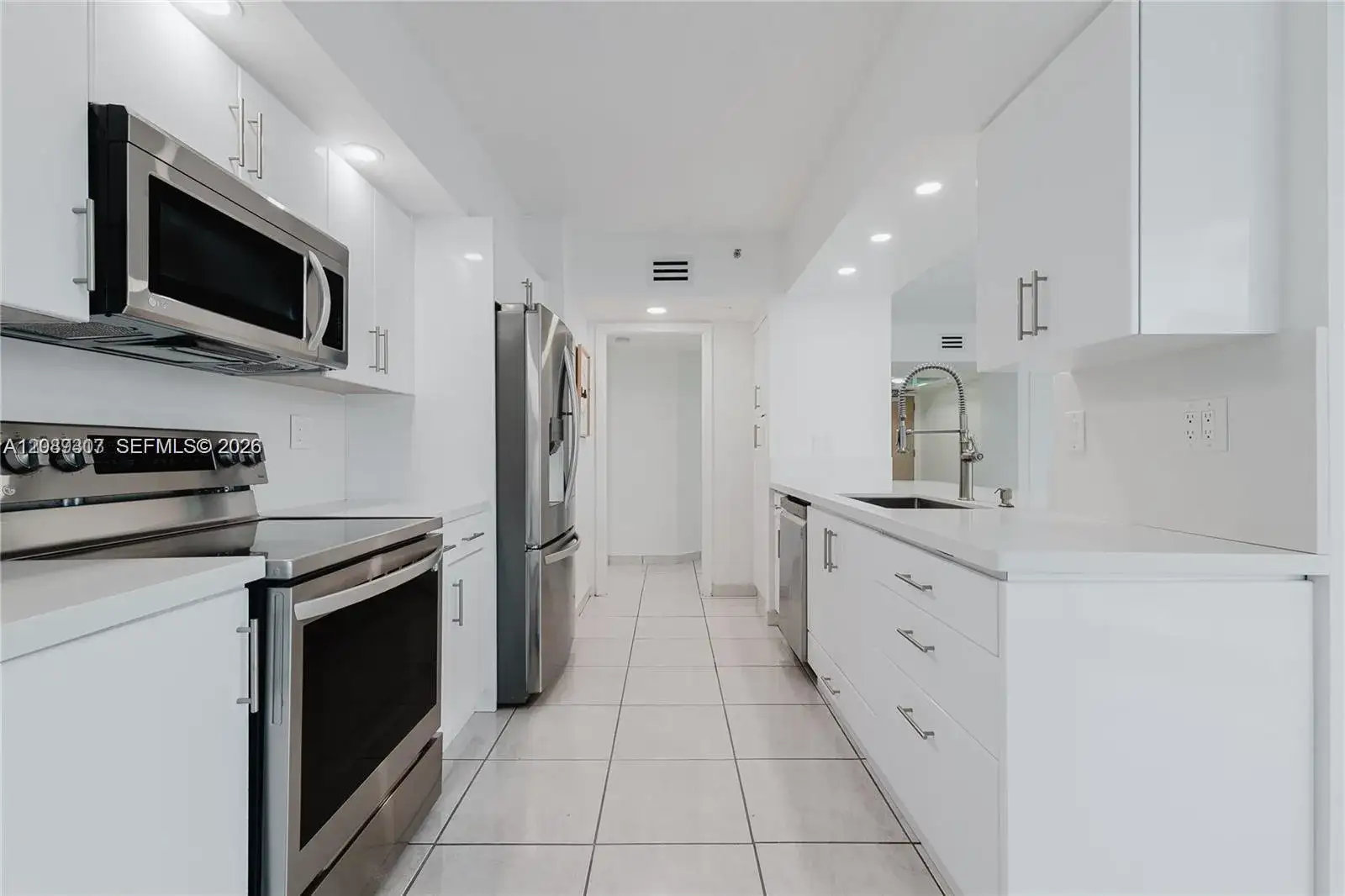 16485 Collins Ave # 338, Sunny Isles Beach FL 33160