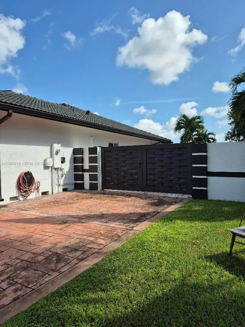 19431 SW 133rd Ave, Miami FL 33177 photo 4