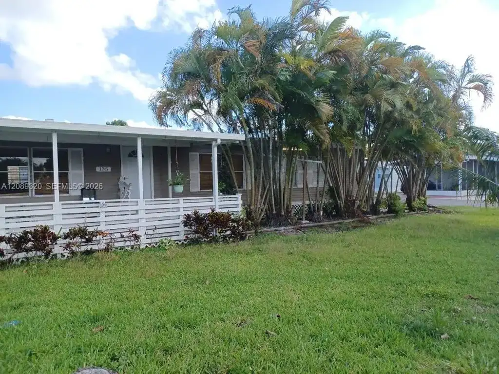 19800 SW 180th Ave # 135, Miami FL 33187