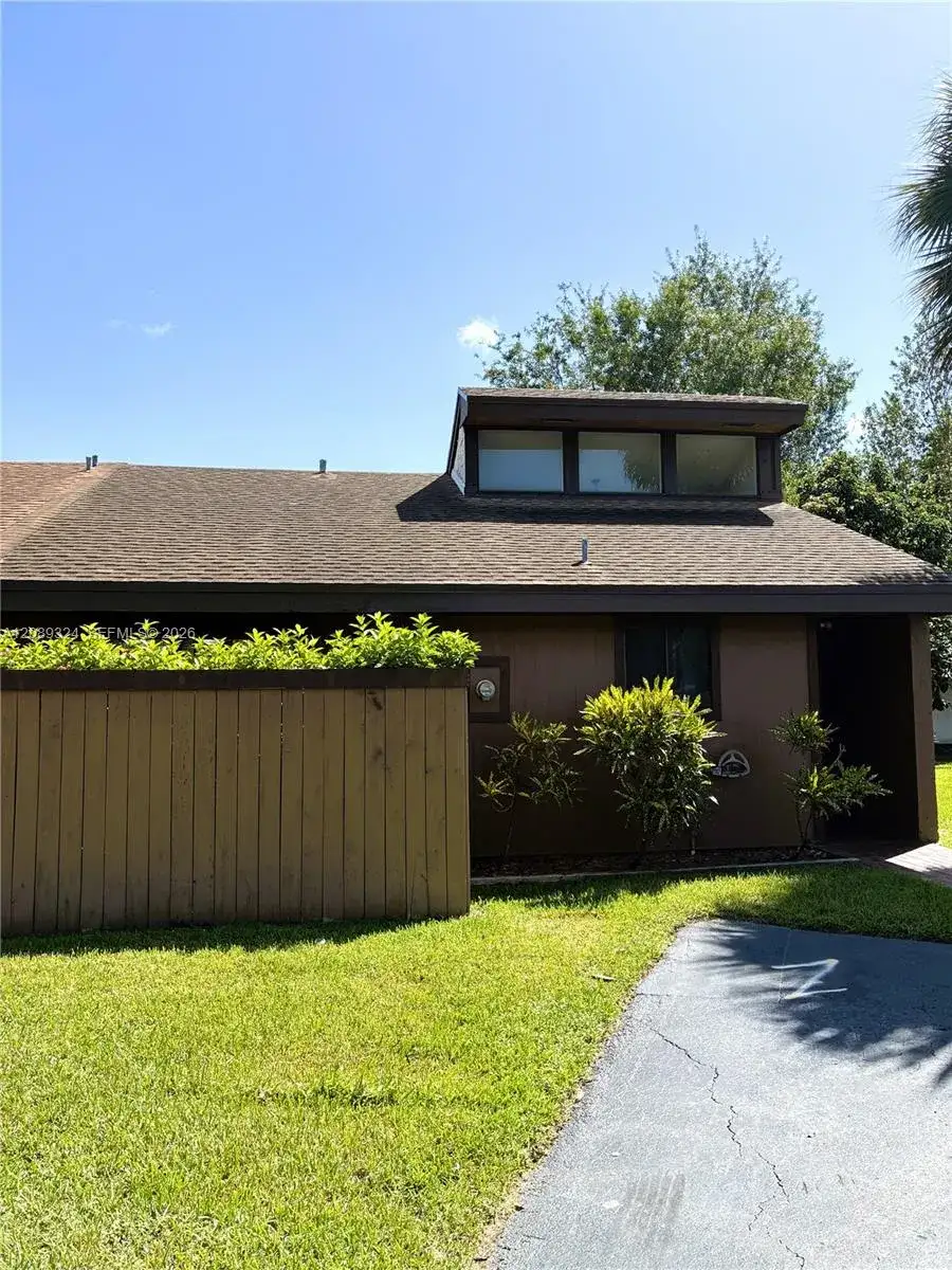 9324 SW 132nd St, Miami FL 33176 photo 2