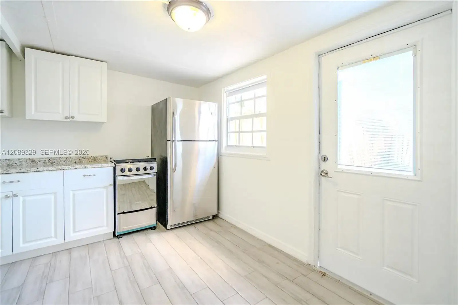27 SW 55th Ave Rd, Miami FL 33134 photo 2