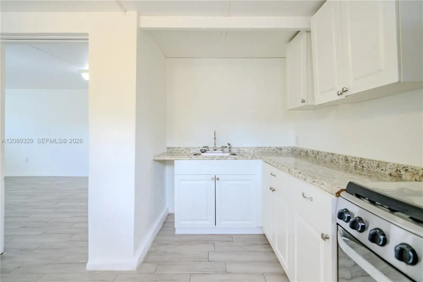 27 SW 55th Ave Rd, Miami FL 33134 photo 3