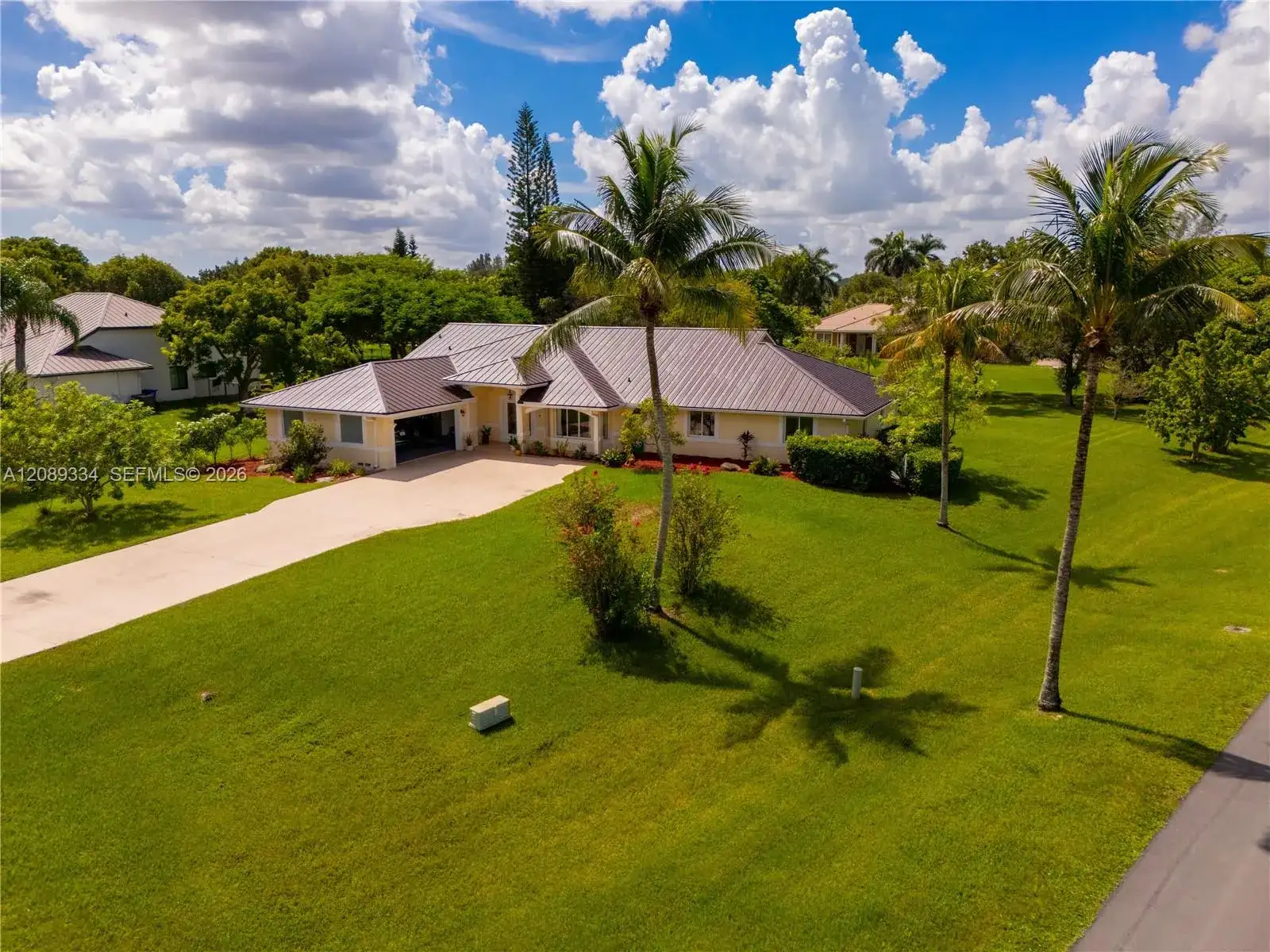 20430 SW 53rd Pl, Pembroke Pines FL 33332 photo 3